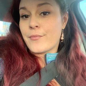 Meet your Posher, Carly